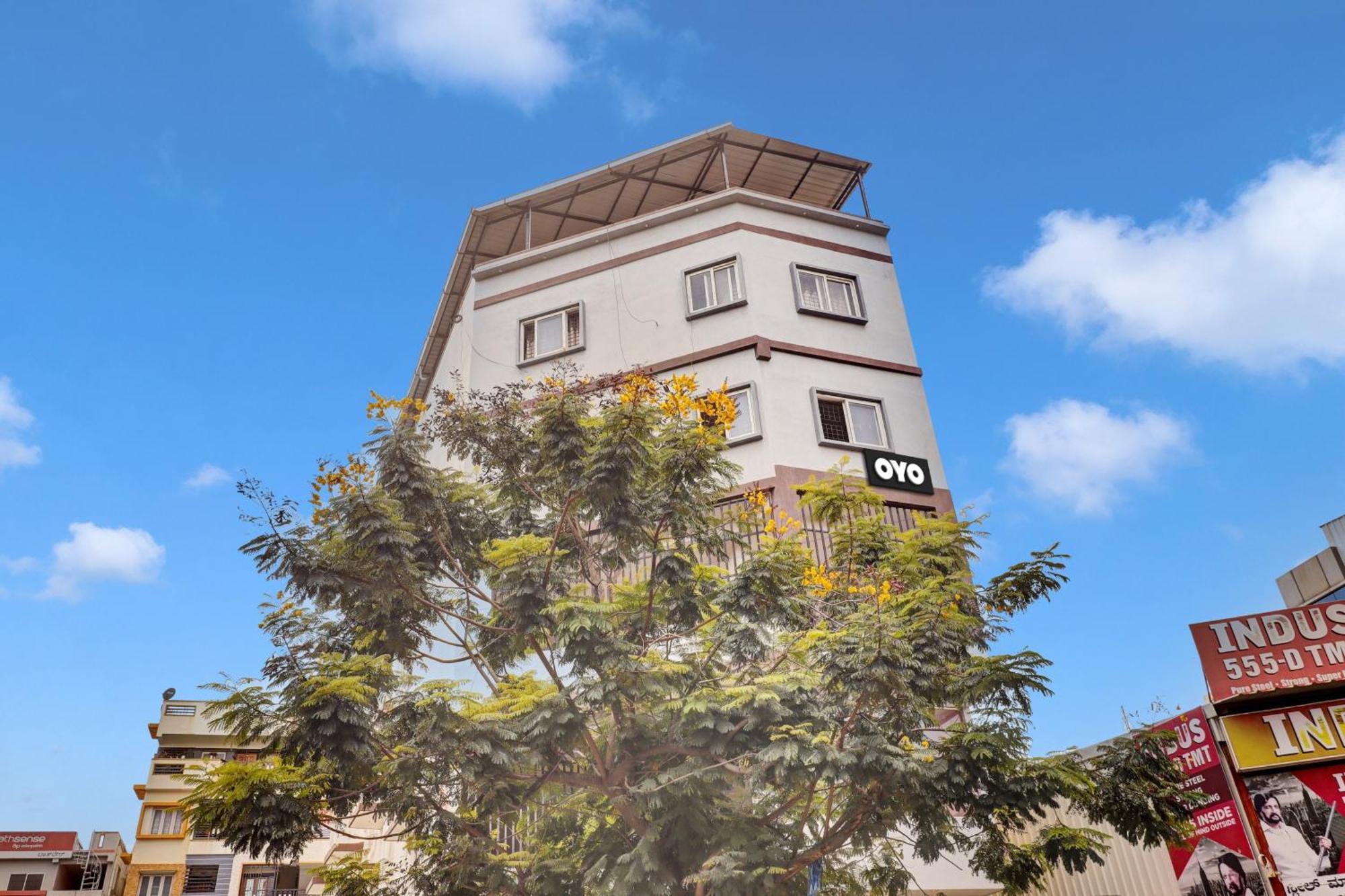 העיר בנגלור Hotel Millennium Comfort מראה חיצוני תמונה